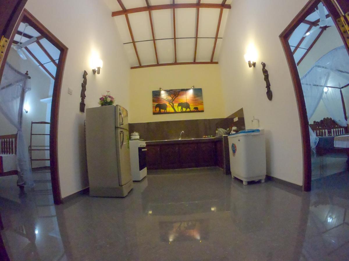 Villa Girilena Hikkaduwa Luaran gambar