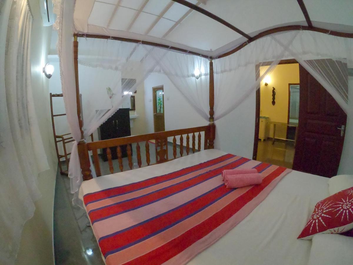 Villa Girilena Hikkaduwa Luaran gambar