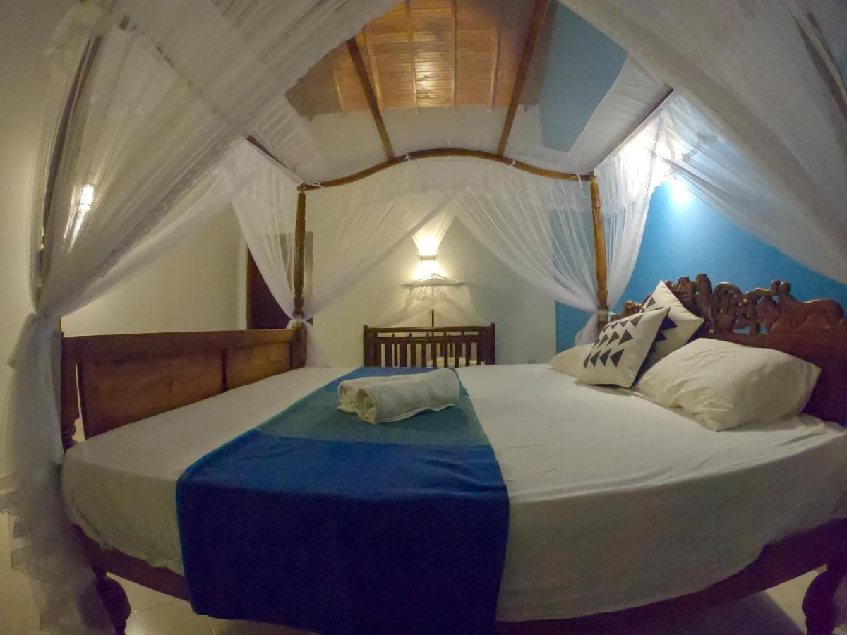 Villa Girilena Hikkaduwa Luaran gambar
