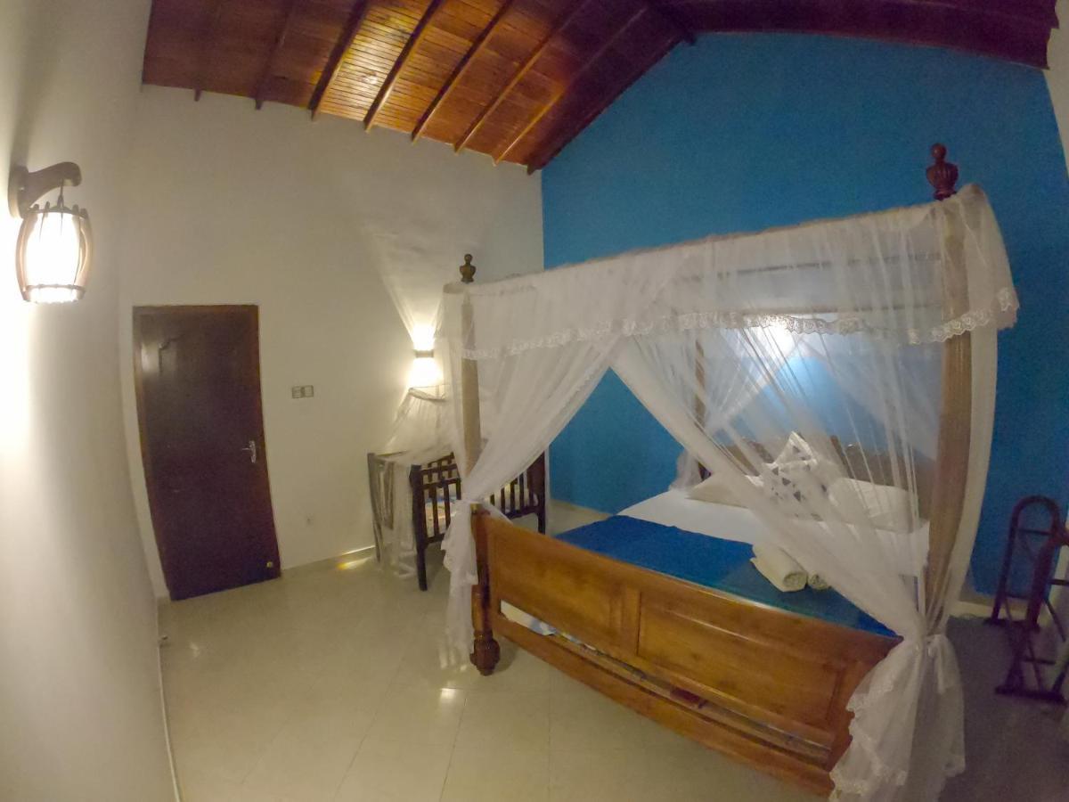 Villa Girilena Hikkaduwa Luaran gambar