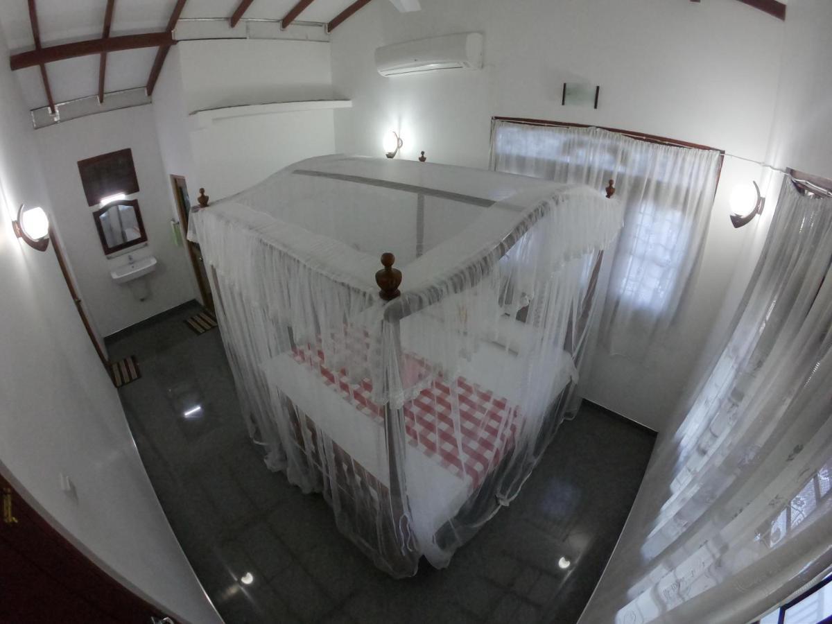 Villa Girilena Hikkaduwa Luaran gambar
