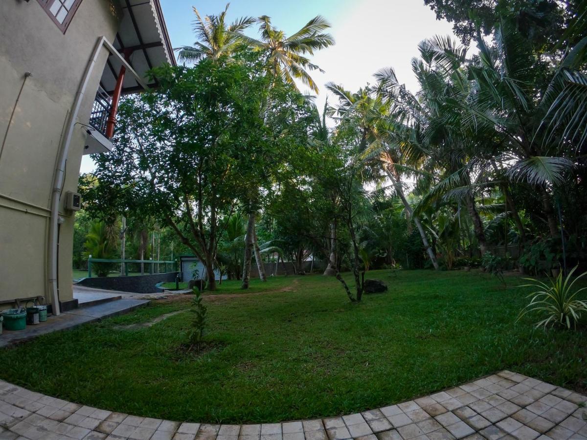 Villa Girilena Hikkaduwa Luaran gambar
